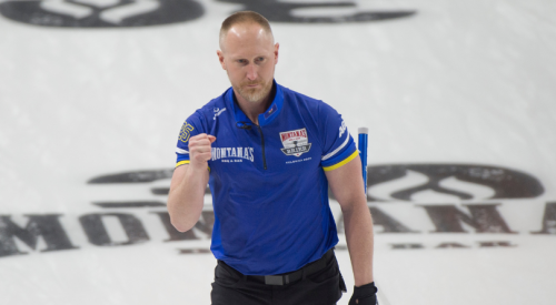 Jacobs survives a late scare from Gushue to book Brier championship berth