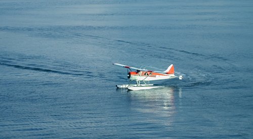 1 person killed in float plane crash on Vancouver Island