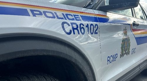 Man hospitalized after fight in parking lot of Okanagan motel turns into stabbing